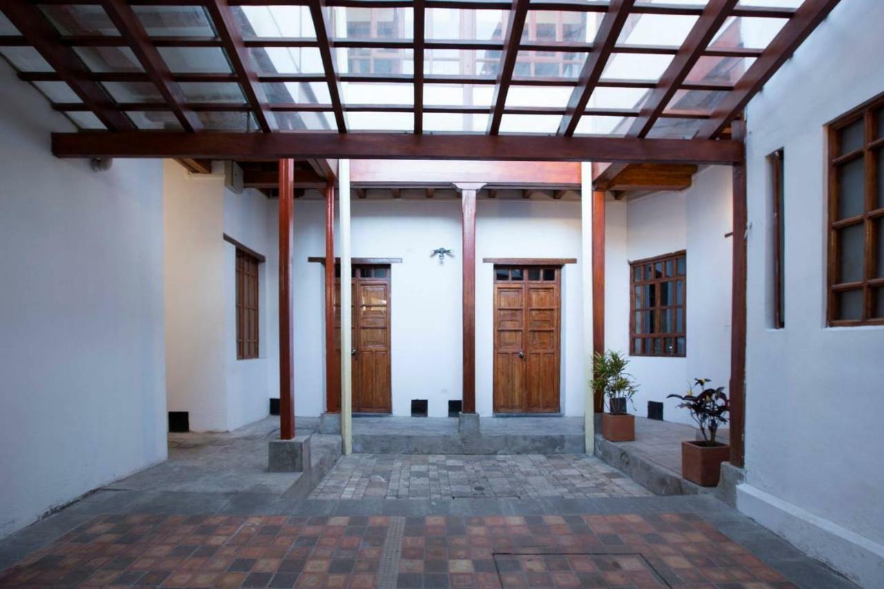 Casa Lunaloma - Boutique Apartments Quito Esterno foto